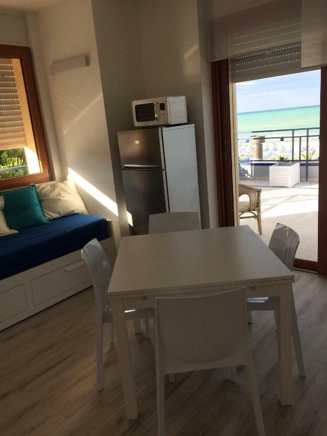 Appartamenti Frontemare Торторето Экстерьер фото